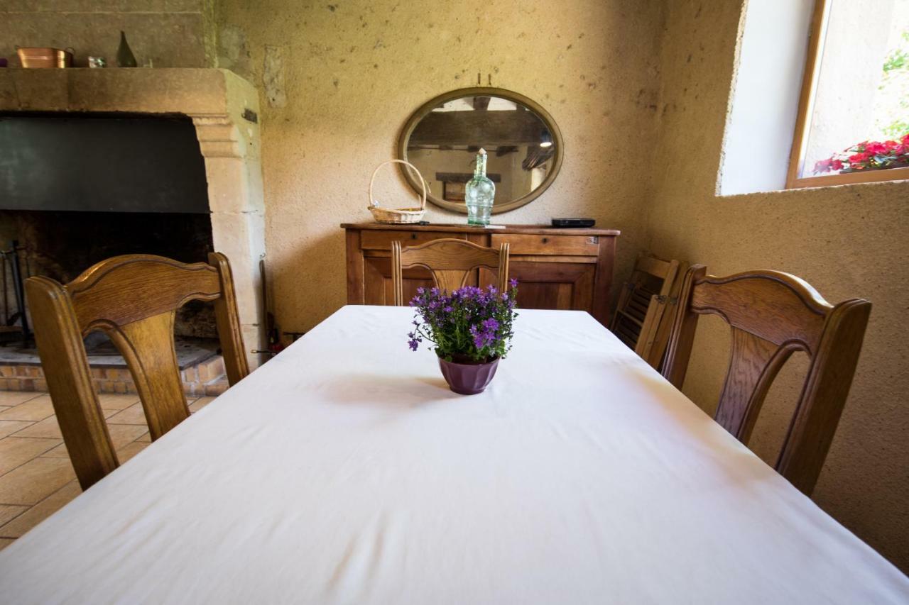 Holiday Home Le Vaugarnier Couture-sur-Loir Екстер'єр фото